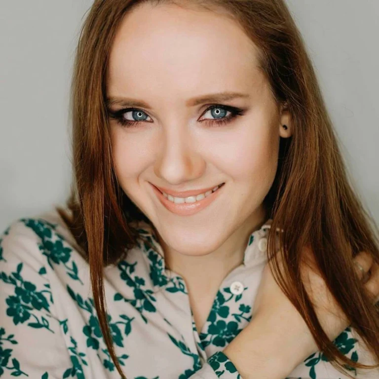 Анна Волошина